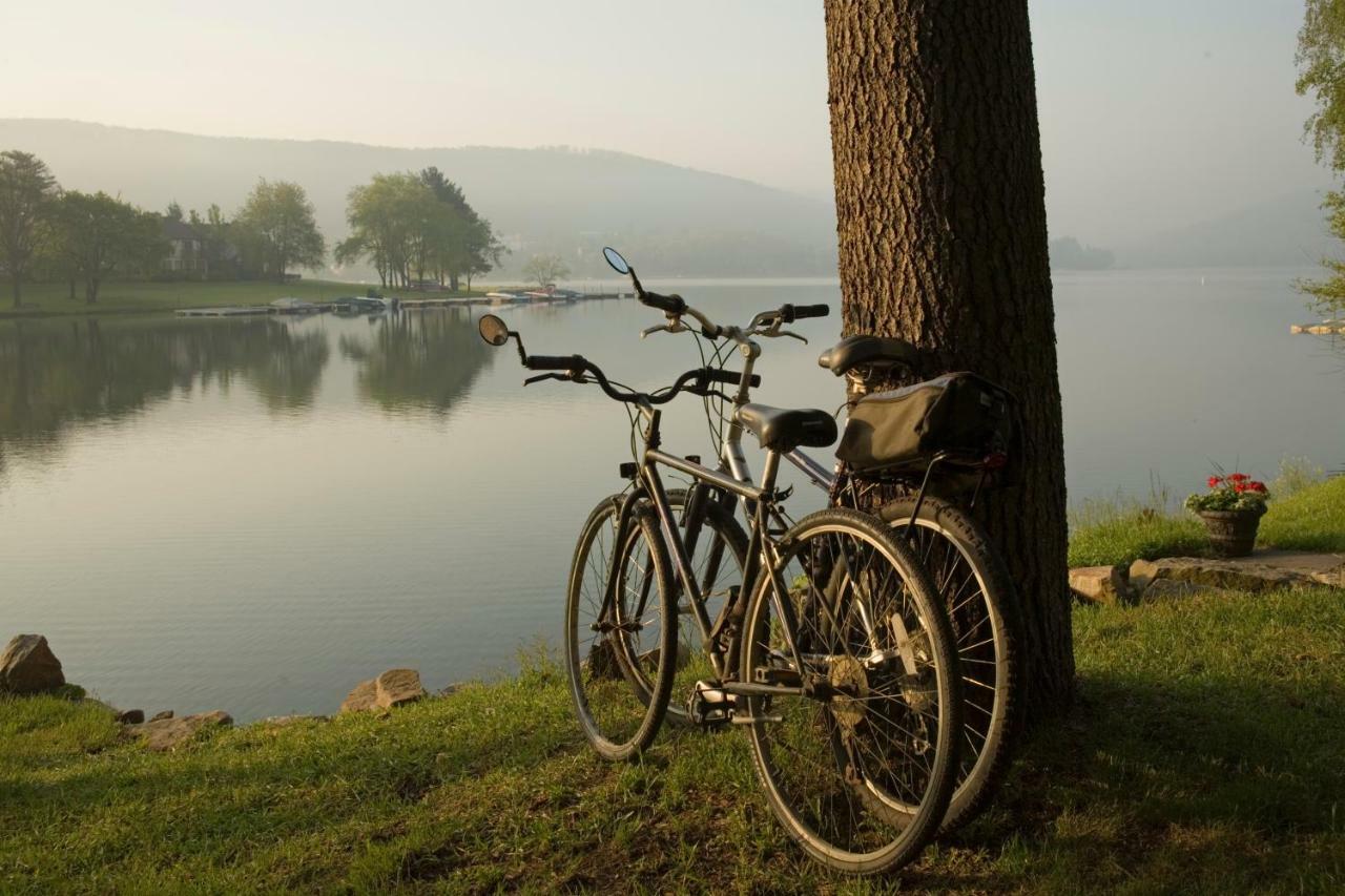 Lake Pointe Inn Мак-Генри Экстерьер фото